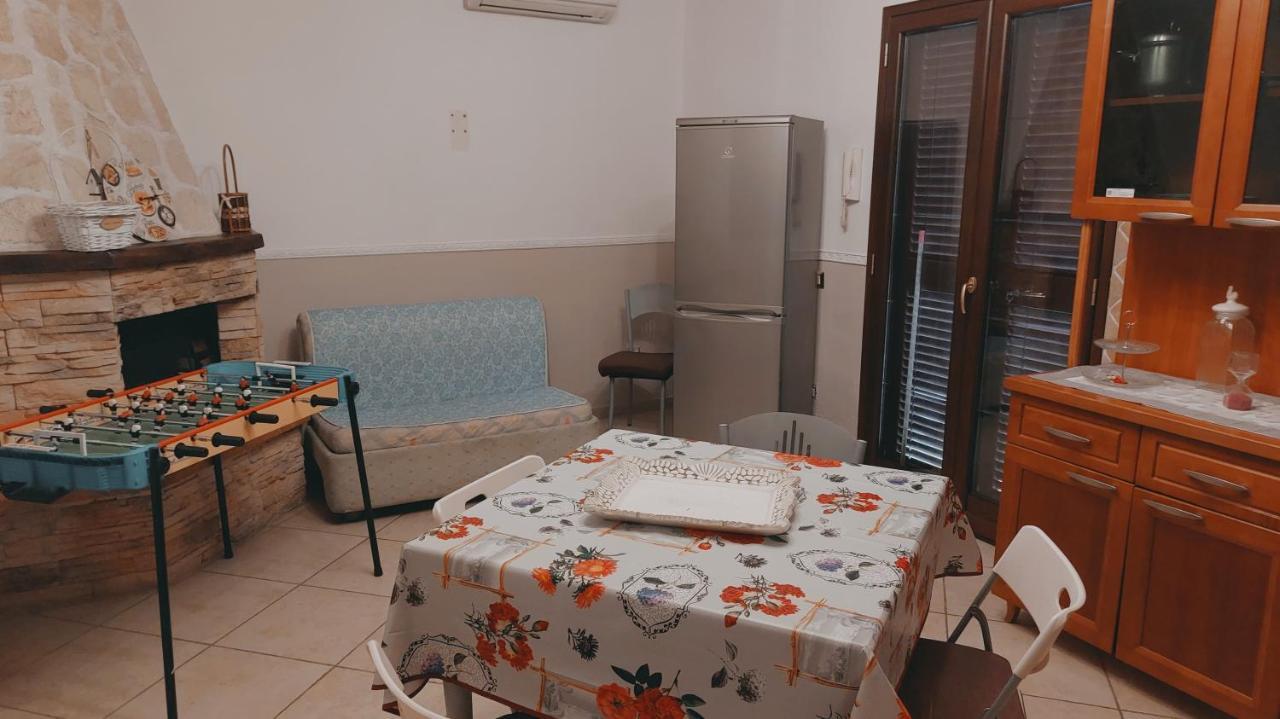 La Casa Di Mamma Apartment Napoli Exterior foto